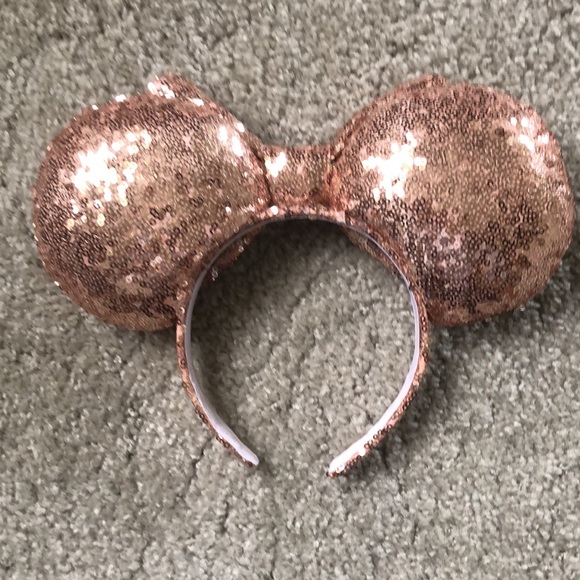 Rose Gold Minnie Ears - Picture 4 of 5